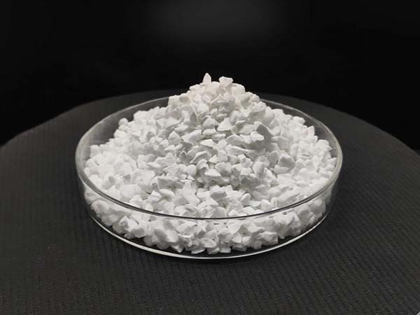 板状刚玉段砂的特点有哪些